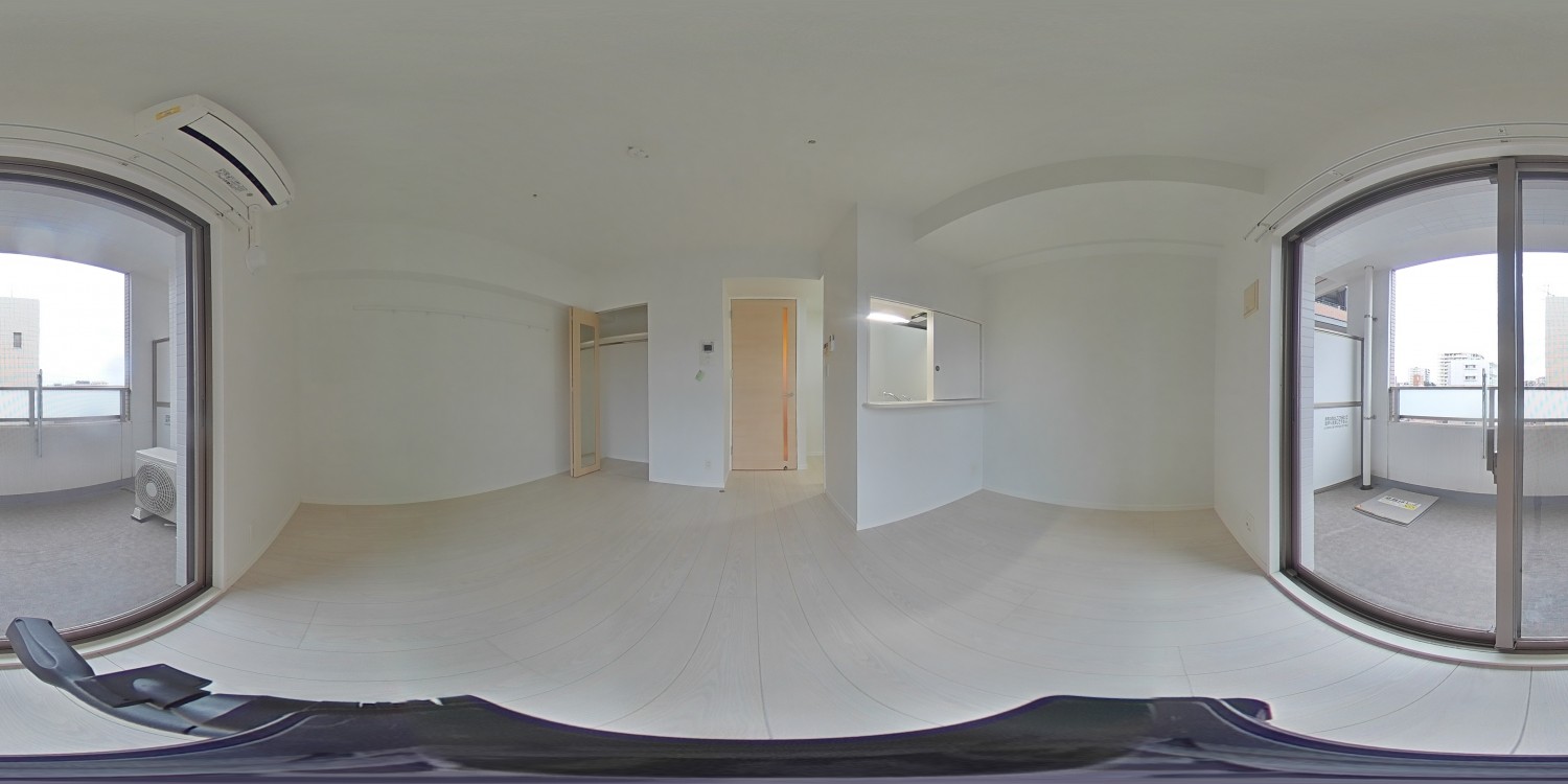 部屋　クローゼット