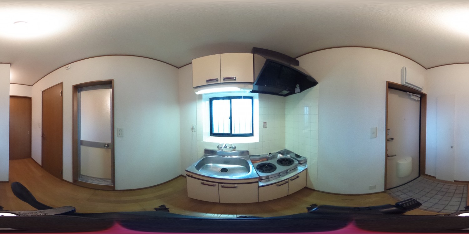 小窓付きキッチン