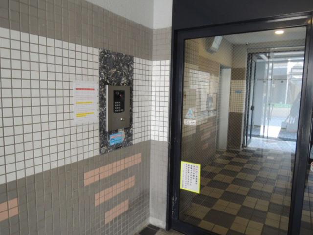 【エントランスホール】オートロック