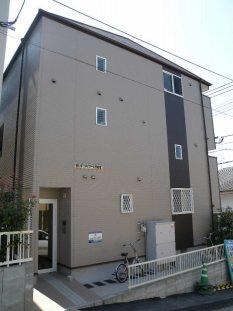 【別府駅徒歩8分】安心のオートロック付き。バス・トイレ別、エアコン、室内洗濯機置場設置済み、インターネットもうれしい使い放題です。【城南区田島】。