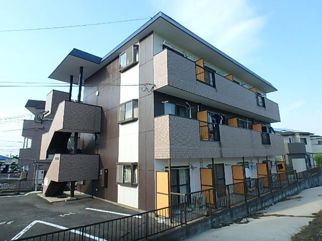 【御井駅　徒歩8分】敷金・礼金ゼロ！！駅チカで便利な1Kのお部屋です☆彡温水洗浄便座・インターネット無料など設備充実してます♪【久留米市御井旗崎2丁目】