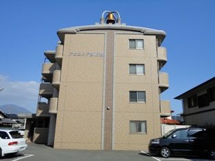 【JR都府楼南駅7分】オートロック設置済みマンションの2LDKのご紹介です。追焚機能付き、くつろげる和室もございます。【太宰府市都府楼南】