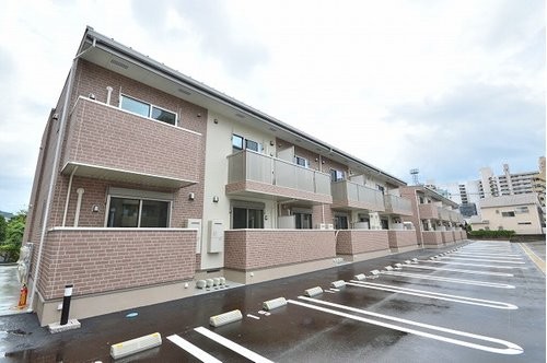 【西鉄白木原駅徒歩8分】サービスルーム付き、30㎡越えの１Ｓｋのご紹介です。ネット無料、追焚機能、浴室乾燥機など設備も充実しています。【春日市春日公園】