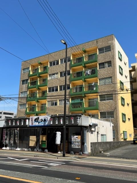 【南区長丘】南向きのサンルーム付き角部屋２SLDK☆エレベータ付き、日当たり良好、小型犬か猫飼育可能♪インターネットも無料です☆ご家族でもカップルでも♪【長住3丁目バス停徒歩2分】