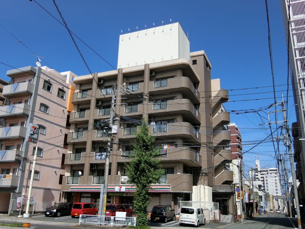 【久留米市日吉町】今なら初期費用1万円キャンペーン中！！オートロック付きマンション☆彡温水洗浄便座・2面バルコニー・角部屋の1LDKのお部屋です♪【西鉄久留米駅　徒歩15分】