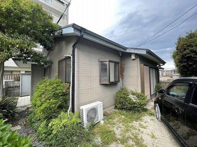 【南区花畑】閑静な住宅街の平屋戸建５LDK☆お庭に駐車スペースあり！部屋数たっぷりで大家族大歓迎♪ペット飼育も相談可☆内装変更もご相談ください！【福岡病院下バス停徒歩6分】