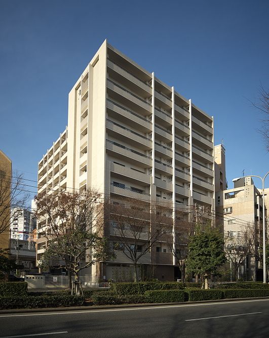 【大橋駅徒歩4分！】便利な大橋駅そばのエグゼクティブクラス１LDK☆豪華エントランスでセキュリティガッチリ、小型犬か猫どちらか1匹飼育OK☆機械式駐車場あり、文句なしの充実設備！【大橋2丁目】