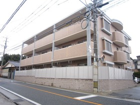 【南区野多目】閑静な住宅街に建つ３LDK☆1階角部屋、南西向きの明るいお部屋です！オール電化で高熱費もオトク☆敷地内駐車場も一緒にご紹介可能（7700円/月）、内覧できます！【松ケ枝口バス停徒歩3分】