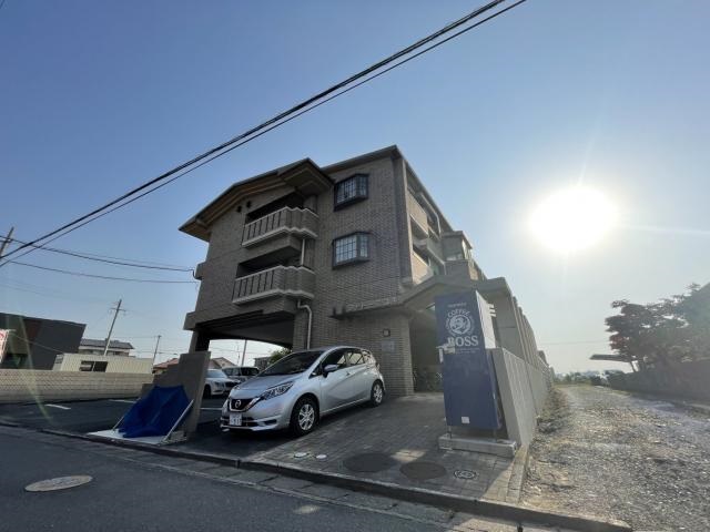 【久留米市合川町】敷金・礼金ゼロ！！ファミリーさんへおすすめの広々4LDK☆彡温水洗浄便座・シャンプードレッサーなど設備充実してます♪【久留米大学前駅　徒歩19分】